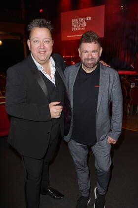 Deutscher Musical Theater Preis 2022 Sebastian Krumbiegel, Peter Plate, Deutscher Musical Theater Preis 2022 im Schmidts Tivoli, Hamburg, 10.10.2022 Copyright: xEventpressxBecherx