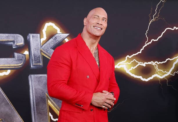 Entertainment Themen der Woche KW41 Dwayne The Rock Johnson arrives on the red carpet for DC s Black Adam New York Premiere at AMC Empire 25 in Times Square on October 12, 2022 in New York City. 1 NYP20221012245 JOHNxANGELILLO