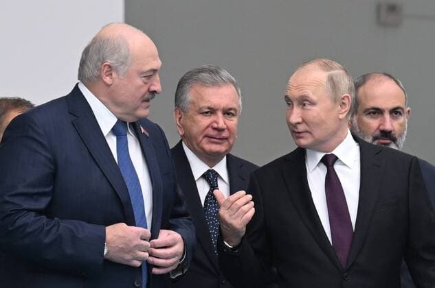 News Themen der Woche KW41 Kazakhstan Russia 8294959 14.10.2022 In this handout photo released by the Kazakh Presidential Press Office, Belarusian President Alexander Lukashenko and Russian President Vladimir Putin arrive at a joint photographing ceremony of the Commonwealth of Independent States (CIS) heads of state on the sidelines of the 6th Summit of the Conference on Interaction and Confidence Building Measures in Asia (CICA) at the Palace of Independence in Astana, Kazakhstan. Editorial use only, no archive, no commercial use. Dmitry Azarov POOL Astana Kazakhstan  Copyright: xDmitryxAzarovx