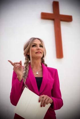 14.10.2022 xesx Frankfurt am Main, Der Landesverband Evangelische Frauen in Hessen und Nassau e.V ehrt Moderatorin Sonya Kraus mit dem Katharina-Zell-Preis für ihren mutigen Umgang mit ihrer Brustkrebserkrankung