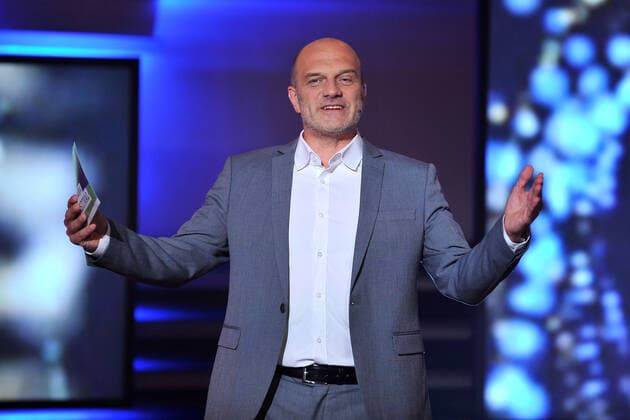 SWR 4: Gläserne 4 . Matthias Methner anläßlich der Verleihung der Gläserne 4 vom SWR 4 am 14.10.2022 in der Phoenixhalle im Römerkastell Stuttgart. 20221014MWI43926