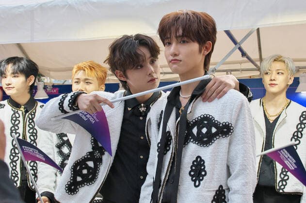 Bilder des Jahres 2022, Entertainment 10 Oktober Entertainment Themen der Woche KW41 Entertainment Bilder des Tages K-pop group DKZ attend a booth event during the KCON 2022 Japan in Tokyo, Japan on October 15, 2022. 1 TKP2022101513 KEIZOxMORI