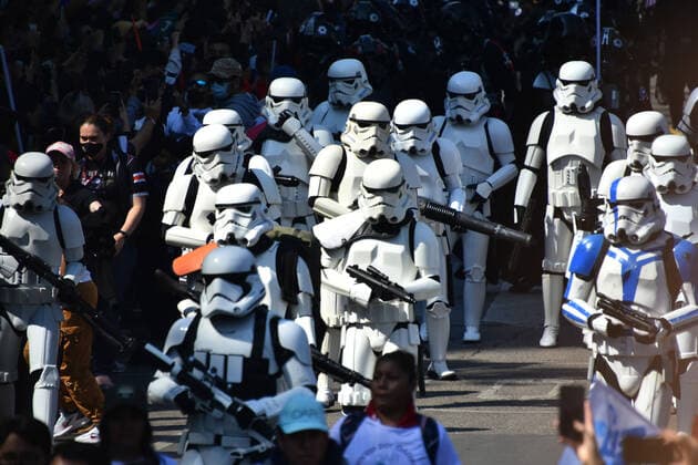 October 15, 2022, Mexico City, Mexico: Participants take part during the Training Day Star Wars Parade at Reforma Avenue. on October 15, 2022 in Mexico City, Mexico. Mexico City Mexico - ZUMAe321 20221015_zia_e321_081 Copyright: xCarlosxTischlerx