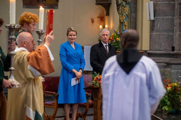 Entertainment Themen der Woche KW41 Queen Mathilde of Belgium and King Philippe - Filip of Belgium pictured during a Papal Mass at the Maredsous Abbey on the occasion of the abbey s 150th anniversary, in Denee, Sunday 16 October 2022.  NICOLASxMAETERLINCK 47134732