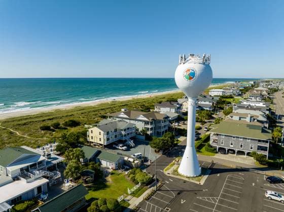 Aerial photo Wrightsville North Carolina water tower Aerial photo Wrightsville North Carolina water tower Copyright: xfelixxMizioznikovx Depositphotos_581935642_EL