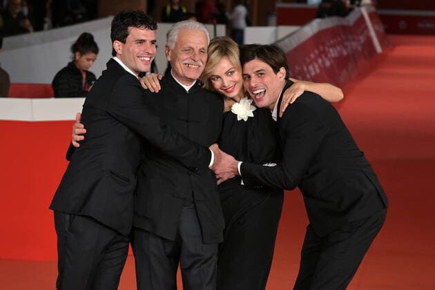 Mc Roma 18 10 2022 - Festa del Cinema di Roma foto Mario Cartelli Image nella foto: Michele Placido-Violante Placido-Brenno Placido-Michelangelo Placido *** Mc Rome 18 10 2022 Rome Film Festival photo Mario Cartelli Image in photo Michele Placido Violante Placido Brenno Placido Michelangelo Placido 