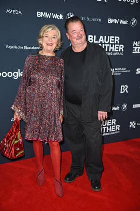 Jutta Speidel, Peter Kurth bei der Preisverleihung Blauer Panther TV & Streaming Award in der BMW-Welt in München am 19.10.2022