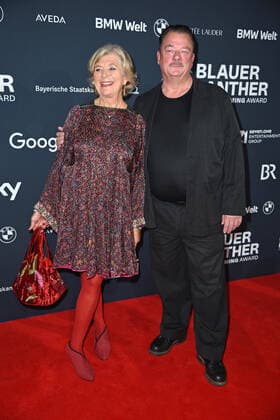 Jutta Speidel, Peter Kurth bei der Preisverleihung Blauer Panther TV & Streaming Award in der BMW-Welt in München am 19.10.2022