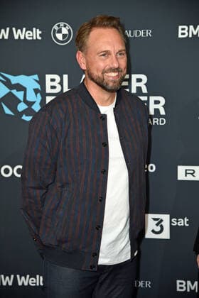 Steven Gaetjen bei der Preisverleihung Blauer Panther TV & Streaming Award in der BMW-Welt in München am 19.10.2022