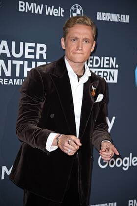 Matthias Schweighöfer bei der Preisverleihung Blauer Panther TV & Streaming Award in der BMW-Welt in München am 19.10.2022