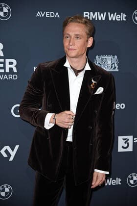 Matthias Schweighöfer bei der Preisverleihung Blauer Panther TV & Streaming Award in der BMW-Welt in München am 19.10.2022