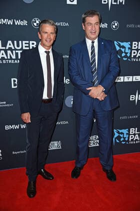 Markus Lanz, Markus Söder bei der Preisverleihung Blauer Panther TV & Streaming Award in der BMW-Welt in München am 19.10.2022