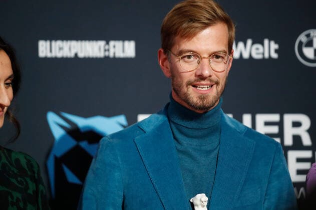 Preisverleihung Blauer Panther TV & Streaming Award in München Preisträger Joko Winterscheidt bei der Verleihung des Blauen Panther - Bayerischer Fernsehpreis in der BMW Welt in München. Copyright: xEventpressxGolejewskix