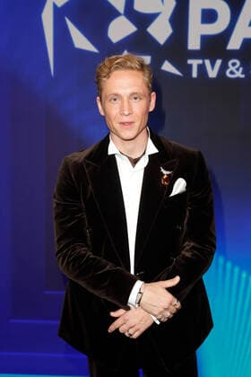 Preisverleihung Blauer Panther TV & Streaming Award in München Matthias Schweighöfer nach der Verleihung des Blauen Panther - Bayerischer Fernsehpreis in der BMW Welt in München. Copyright: xEventpressxGolejewskix
