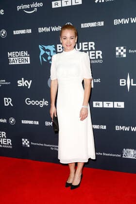 Preisverleihung Blauer Panther TV & Streaming Award in München Lisa Maria Potthoff auf dem roten Teppich bei der Verleihung des Blauen Panther - Bayerischer Fernsehpreis in der BMW Welt in München. Copyright: xEventpressxGolejewskix