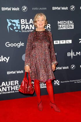 Preisverleihung Blauer Panther TV & Streaming Award in München Jutta Speidel auf dem roten Teppich bei der Verleihung des Blauen Panther - Bayerischer Fernsehpreis in der BMW Welt in München. Copyright: xEventpressxGolejewskix