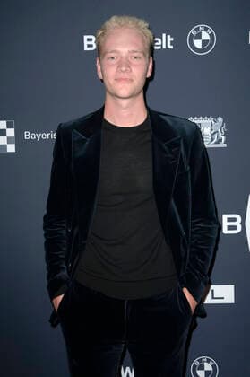 Bruno Alexander bei der Verleihung vom Blauer Panther - TV & Streaming Award 2022 in der BMW Welt. München, 19.10.2022