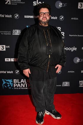 Oliver Polak Verleihung Blauer Panther - TV & Streaming Award 2022 Ehrung, Auszeichnung, Preis BMW Welt München 19. Oktober 2022