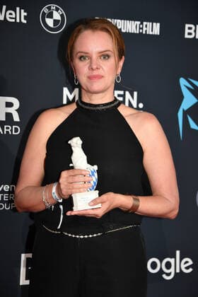Julia von Heinz Verleihung Blauer Panther - TV & Streaming Award 2022 Ehrung, Auszeichnung, Preis BMW Welt München 19. Oktober 2022