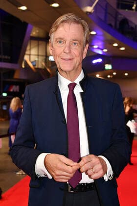 Claus Kleber bei der Blaue Panther - TV & Streaming Award 2022 Verleihung (ehemals Bayerischer Fernsehpreis) am 19.10.2022 in München Blauer Panther - TV & Streaming Award 2022 Verleihung in Muenchen