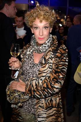 Sissi Perlinger bei der Verleihung vom Blauer Panther - TV & Streaming Award 2022 in der BMW Welt. München, 19.10.2022 *** Sissi Perlinger at the award ceremony of the Blue Panther TV Streaming Award 2022 in the BMW World Munich, 19 10 2022 Foto:xF.xKernx xFuturexImage