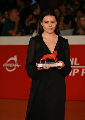 Foto IPP Gioia Botteghi Roma22 10 2022 Festa del cinema di Roma 17 edizione, red carpet dei premiati, Foudre, premio menzione speciale per la performance, nella foto l attrice Lilith Grasmug Italy Photo Press - World Copyright