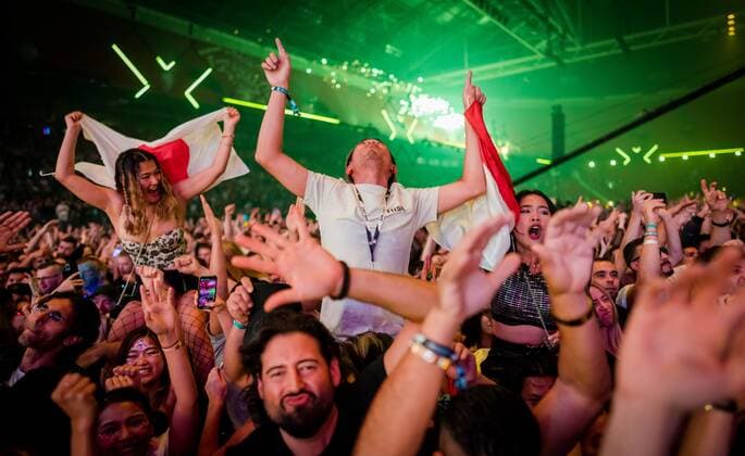2022-10-22 23:47:32 AMSTERDAM - Visitors during Amsterdam Music Festival, which takes place in the Johan Cruijff ArenA during ADE. ANP MARCO DE SWART netherlands out - belgium out