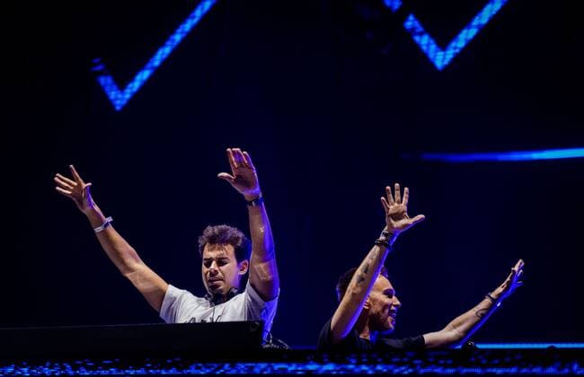2022-10-23 03:31:15 AMSTERDAM - Afrojack (L) and Nicky Romero perform during Amsterdam Music Festival, which takes place in the Johan Cruijff ArenA during ADE. ANP MARCO DE SWART netherlands out - belgium out