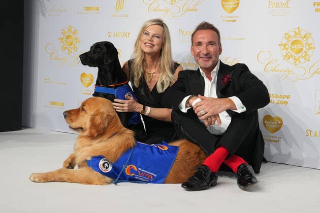 11. VITA Charity Gala in Wiesbaden 22.10.2022 11. VITA Charity Gala mit Nina Ruge & Jochen Bendel Im Kurhaus Wiesbaden. Wiesbaden Kurhaus Hessen *** 11 VITA Charity Gala in Wiesbaden 22 10 2022 11 VITA Charity Gala with Nina Ruge Jochen Bendel At the Kurhaus Wiesbaden Wiesbaden Kurhaus Hessen