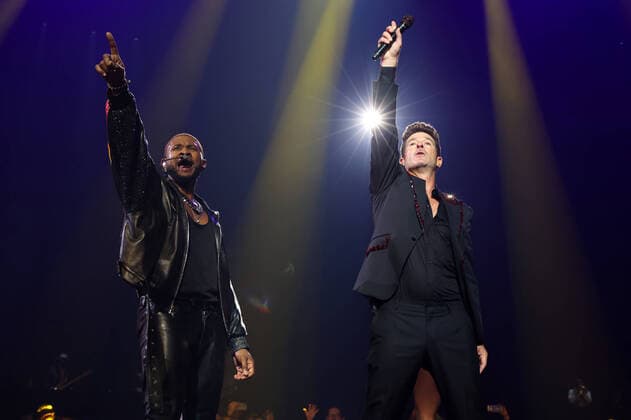 Bilder des Jahres 2022, Entertainment 10 Oktober Entertainment Bilder des Tages LAS VEGAS, NV - OCTOBER 22: Usher and Robin Thicke performs during Usher: The Vegas Residency at Dolby Live at Park MGM in Las Vegas, Nevada on October 22, 2022. Copyright: xWalikxGoshornx