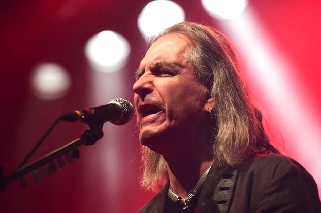 Justin Sullivan von New Model Army live bei einem Konzert der 40th Anniversary -Tour im Capitol. Hannover, 23.10.2022