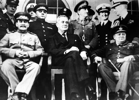 Great Patriotic War 5679100 28.11.1943 The Great Patriotic War.The Tehran Conference (November 28 - December 1, 1943) of leaders of three countries, from left: Joseph Stalin (Soviet Union), Franklin Roosevelt (US), Winston Churchill (UK) RIA Novosti Tehran Iran  Copyright: xRIAxNovostix