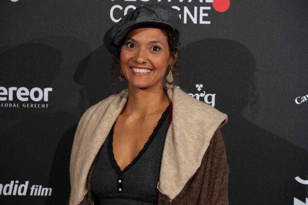 Lucia PERAZA RIOS, Schauspielerin, Roter Teppich, Red Carpet Show, Ankunft, arrival, Film Festival Cologne awards in Koeln, 27.10.2022.