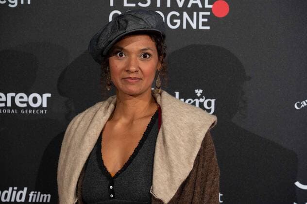 Lucia PERAZA RIOS, Schauspielerin, Roter Teppich, Red Carpet Show, Ankunft, arrival, Film Festival Cologne awards in Koeln, 27.10.2022.