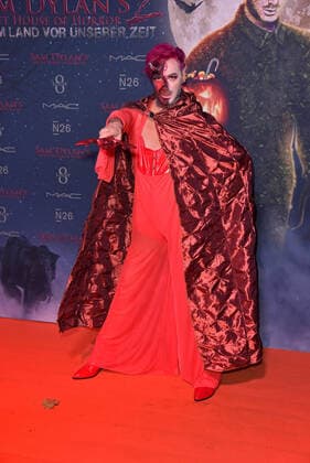 Bilder des Jahres 2022, Entertainment 10 Oktober Entertainment Themen der Woche KW43 Sam Dylan bei Sam Dylan s Sweet House of Horror Halloween Party im TeamEscape in Köln am 27.10.2022 *** Sam Dylan at Sam Dylan s Sweet House of Horror Halloween Party at TeamEscape in Cologne on 27 10 2022