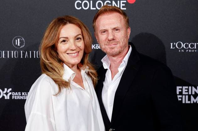 Kasem Hoxha mit Klejda Shani bei der Verleihung der Film Festival Cologne Awards auf dem 32. Film Festival Cologne 2022 im E-Werk. Köln, 27.10.2022