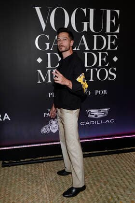 Day Of The Dead Vogue Gala Black Carpet October 27, 2022, Mexico City, Mexico: Juan Solo attends the black carpet of Day of the Dead Gala by Vogue at National Numismatic Museum. on October 27, 2022, Mexico City, Mexico. (Photo by Carlos Tischler Eyepix Group) Copyright: xCarlosxTischler xEyepixxGroupx CT_27102022_79863