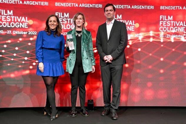 Eva Katharina Lindenau, Benedetta Argentieri und Jean-Christoph Caron bei der Verleihung der Film Festival Cologne Awards auf dem 32. Film Festival Cologne 2022 im E-Werk. Köln, 27.10.2022