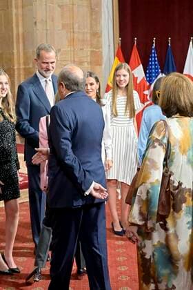 Spanish King Felipe VI and Queen Letizia with daughters Princess of Asturias Leonor de Borbon and Sofia de Borbon during an audience with the awarded the Asturias medal 2022 in Oviedo, on Friday 28 October 2022 Cordon Press
