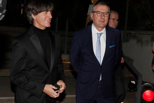 Verleihung der Deutschen Fußball-Kulturpreise 2022 in Nuernberg (Tafelhalle), Deutschland, HMB Media Schumacher, bfischu ----------- Jogi Loew, Joerg Jakob Copyright: HMBxMedia Schumacher