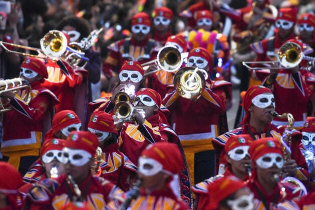 Mexiko, Feierlichkeiten zum Tag der Toten October 29, 2022, Mexico City, Mexico: The Ã¢â‚¬oeGran Desfile de DoÂ­a de Muertos 2022 was held in Mexico City as part of the celebrations of the season. on October 29, 2022, Mexico City, Mexico. Mexico City Mexico - ZUMAe321 20221029_zia_e321_058 Copyright: xMarcoxRodriguezx