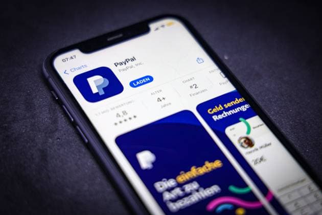 App Store - Apple 31.10.2022: Apple App Store auf einem iPhone. Apps-Charts (gratis Apps). PayPal *** App Store Apple 31 10 2022 Apple App Store on an iPhone apps charts free apps PayPal
