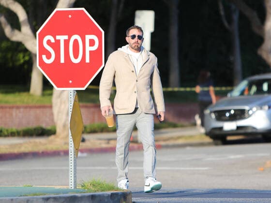 Entertainment Themen der Woche KW44 Entertainment Bilder des Tages Ben Affleck Layers Up While Out And About On Halloween Featuring: Ben Affleck Where: Los Angeles, California, United States When: 31 Oct 2022 Credit: BG004 BauerGriffin INSTARimages. Cover Images Copyright: xx 52131048 EDITORIAL USE ONLY. NOT FOR USE BY NEWSPAPERS BASED IN THE UK.