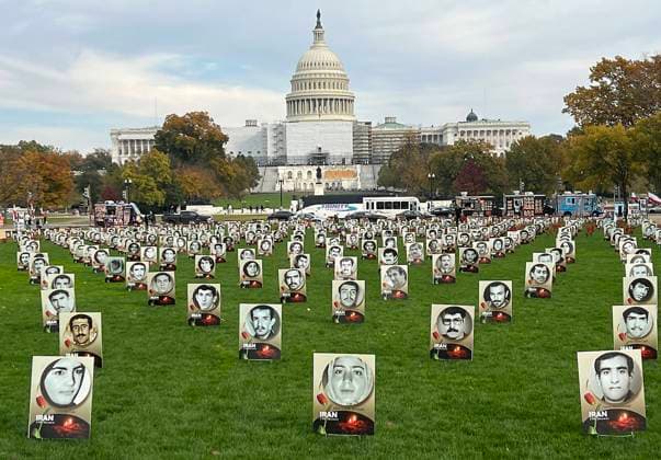News Themen der Woche KW44 News Bilder des Tages November 2, 2022, WASHINGTON, D.C, WASHINGTON, D.C, USA: A photo exhibition of Iranians killed in past protests, according to the Organization of Iranian American Communities (OIAC) is set up on Capitol Hill and the National Mall on November 2, 2022 in Washington D.C.. The exhibition showcases ongoing human rights violations in Iran. The United States will work to remove Iran from the UN Commission on the Status of Women, US Vice President Kamala Harris announced Wednesday. WASHINGTON, D.C. USA - ZUMAs139 20221102_zap_s139_016 Copyright: xStephenxShaverx