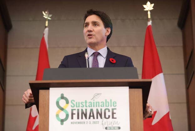 News Themen der Woche KW44 News Bilder des Tages November 2, 2022, Ottawa, ON, Canada: Prime Minister Justin Trudeau speaks at a Sustainable Finance Forum on Parliament Hill in Ottawa on Wednesday, November 2, 2022. Ottawa Canada  - ZUMAc35_ 20221102_zaf_c35_112 Copyright: xPatrickxDoylex