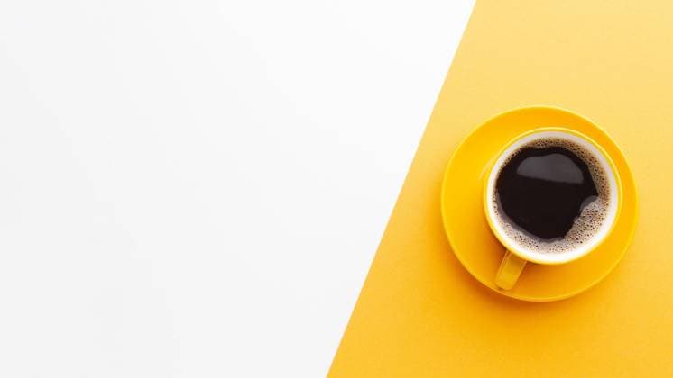  Ansicht von oben Tasse Kaffee mit Kopie Raum. Auflösung und hohe Qualität schönes Foto *** View from above Cup Coffee with Copy Room Resolution and high Quality Beautiful Photo Copyright: imageBROKER/OleksandrxLatkun ibxole08511691.jpg
