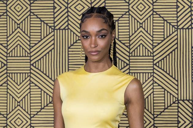 European Premiere Of Black Panther: Wakanda Forever In London LONDON, UNITED KINGDOM - NOVEMBER 03, 2022: Jourdan Dunn attends the European premiere of Black Panther: Wakanda Forever at Cineworld Leicester Square in London, United Kingdom on November 03, 2022. London Greater London United Kingdom  Copyright: xWIktorxSzymanowiczx originalFilename: szymanowicz-european221103_nptcz.jpg