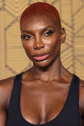 Michaela Coel bei der Premiere des Kinofilms Black Panther: Wakanda Forever im Cineworld Leicester Square. London, 03.11.2022 *** Michaela Coel at the premiere of the motion picture Black Panther Wakanda Forever at Cineworld Leicester Square London, 03 11 2022 Foto:xD.xJonesx xFuturexImage