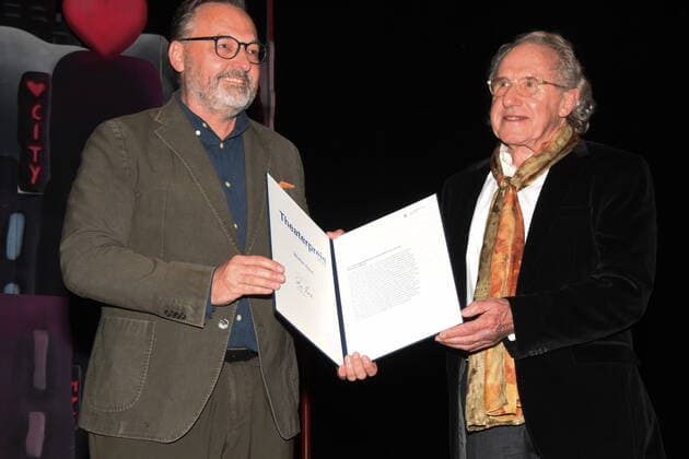 Anton Biebl Kulturreferent Walter Hess (Theaterpreis 2020) Preistraeger Muenchen 06.11.2022 Muenchner Kammerspiele Theater Foerderpreis Verleihung der Stadt Muenchen