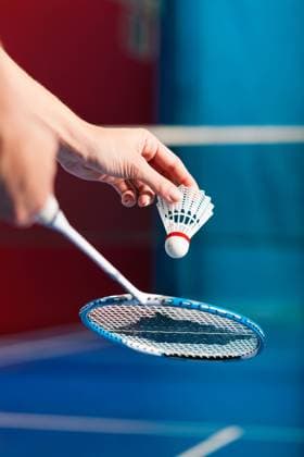 RECORD DATE NOT STATED Woman playing Badminton and doing sport in gym, only serve to be seen, model released, , 36282046.jpg, Sport, Fitness, badminton, Racket sport , racket, sports, woman, serve, fitness club , health club , club, net, health, healthy, endurance, shuttlecock, endurance sports , athletic, move, game, ball game , exercise, exercising, hit, play, playing, training, training hour , instructor, young, beautiful, competition, team event , people, Caucasian, adults , badminton ball